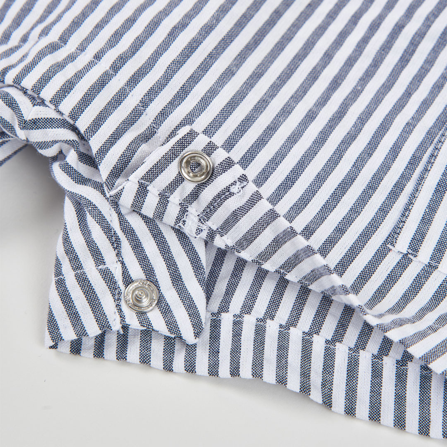 Conjunto Jardineiras e Polo Estilo Marinheiro