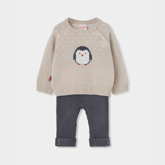 Conjunto de Malha Camisola Pinguim e Calças Caneladas