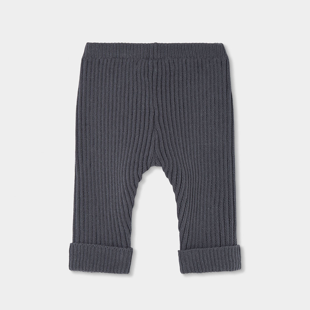 Conjunto de Malha Camisola Pinguim e Calças Caneladas