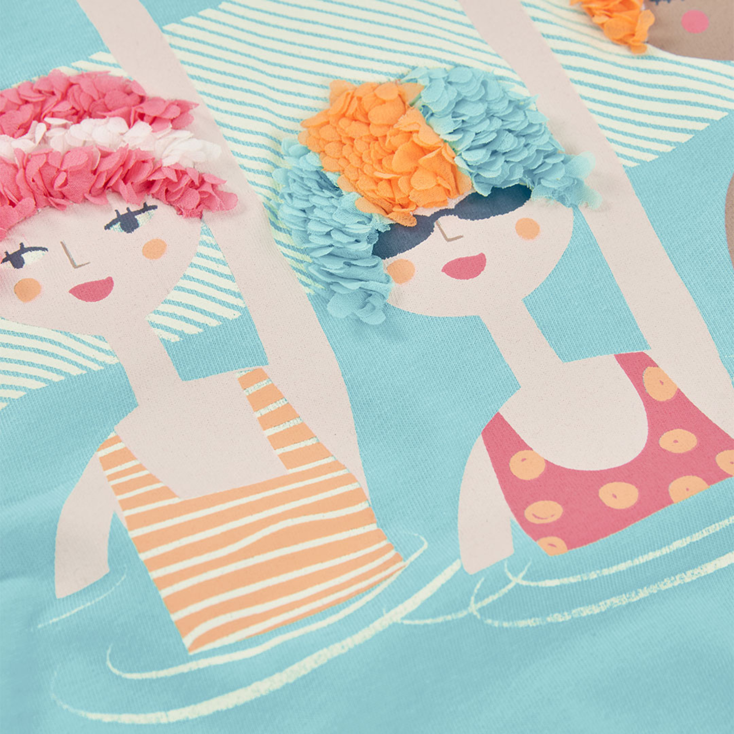 T-shirt Infantil Azul Turquesa com Estampado Verão e Aplicações – Confortável e Fresca