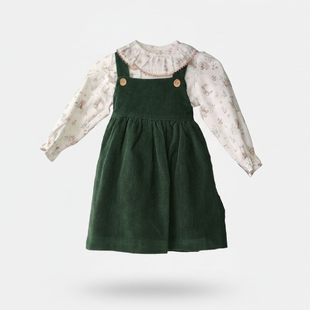 Conjunto de saia/jardineira e camisa com folho em algodão